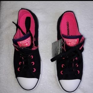 TUESDAY SPECIAL NWT Converses $18